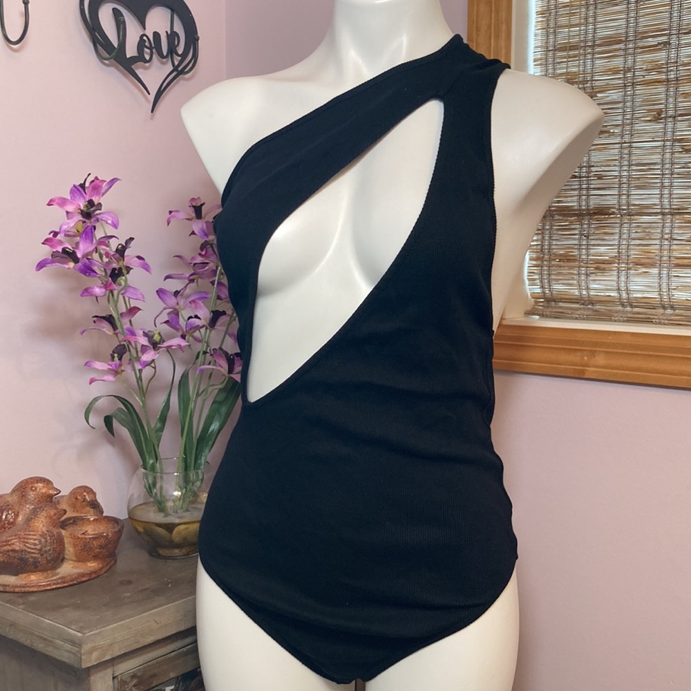 ๐OW Nadine Intimates Black Bodysuit - Picture 13 of 14